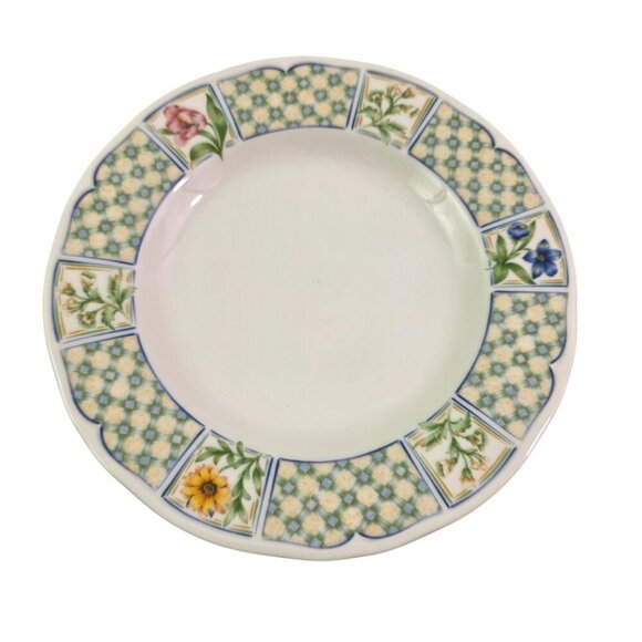 Noritake Homecraft Sonoma Trellis 8.5” Salad Luncheon Plates – Set of 4 - Picture 8 of 16
